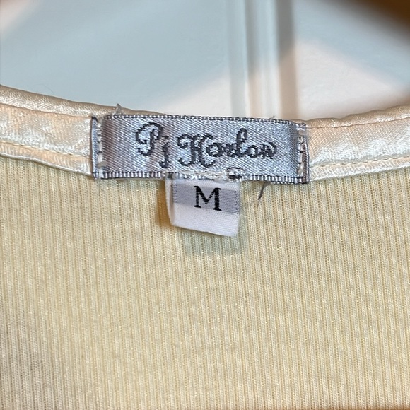 PJ Harlow pastel yellow robe with hood Medium - Picture 2 of 6